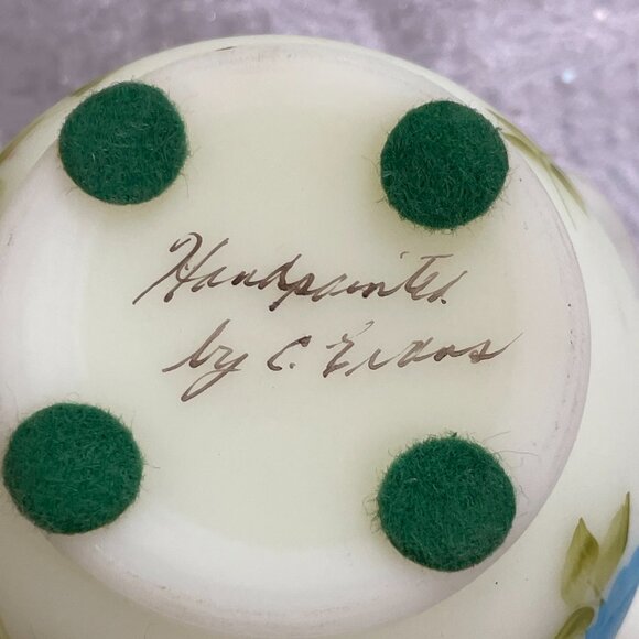 Fenton Yellow Uranium Custard Glass Bowl & 2 Doves ~Hand Painted & Signed - Picture 13 of 13